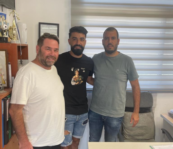 במעמד החתימה