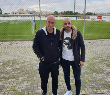 עזב לפני פתיחת העונה. לוגסי עם אופיר רגב