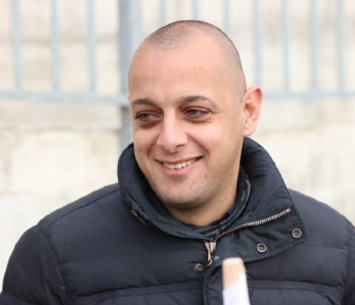 זועם. באסול