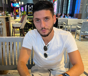 אשכנזי במעמד החתימה