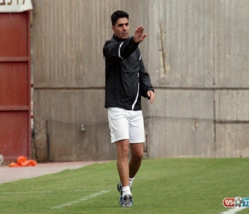 חוזר לבוגרים. טיאר