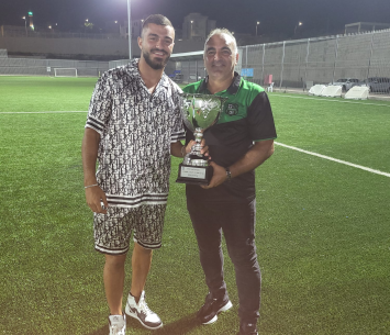 אהבה גדולה מחוץ למגרש. חנא וסמיר פרהוד