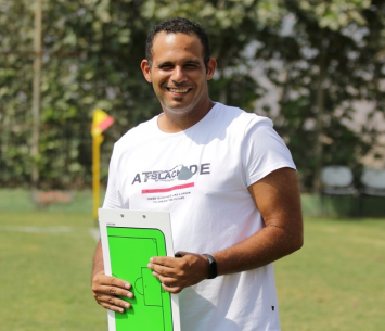 מצא את סביבת העבודה שרצה. אסי אלימלך (דאפר מאחמיד)