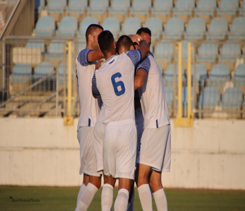 לא השלישיה הראשונה שלהם העונה. שחקני הרצליה חוגגים (בן מלניק)