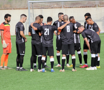 זועמים. שחקני כסייפה