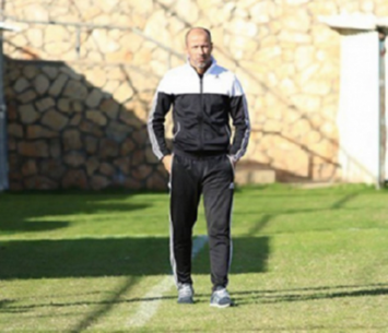 חוזר לאמן. חלאיילה