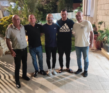 טל בויס ועוה