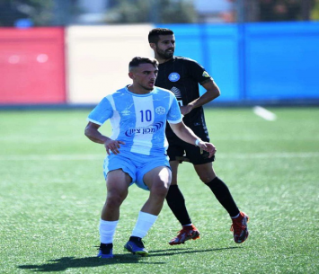 בעל ביטחון עצמי ביכולותיו. חננאל אברהם (עדי דטליס)