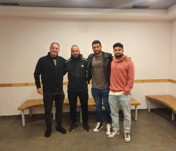 החתמה אדירה