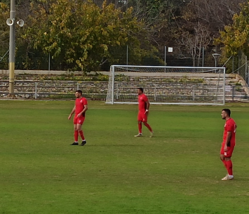 מתחילים להסתכל למטה. שחקני בני לוד (אלון יהודיוף)