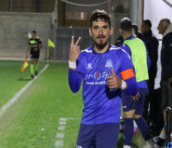 עלי חטיב עם צמד(צילום דאפר מחמיד)