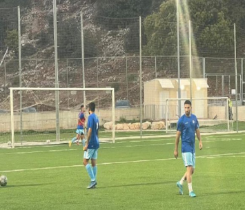 מגששים באפילה. שחקני צפת (יגאל שיש)