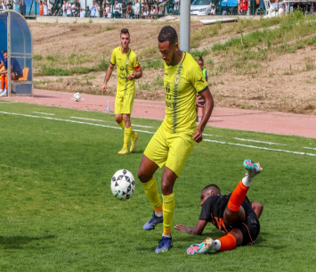 מרגיש בבית. עוזיאל פרדו במדי נורדיה (גלעד אימס)