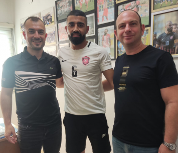 סלאם במעמד החתימה