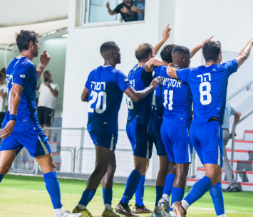 הפועל ניר רמת השרון לוהטת וחוגגת (רועי קור, מדיה הפועל ניר רמת השרון)