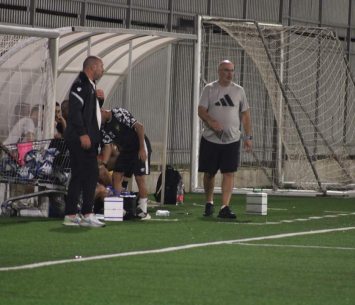 אייל הלטמן (מימין). ניצחון בכורה לנהריה (מיכה פישנזון)