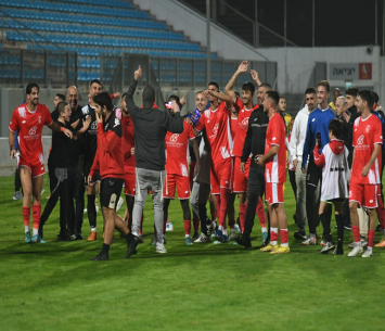 רוצים עוד ניצחון. שחקני לוד (אבי רביבו)