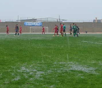 המגרש בבאקה