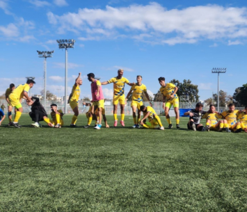 שחקני עירוני אשדוד חוגגים (מדיה מכבי עירוני אשדוד)