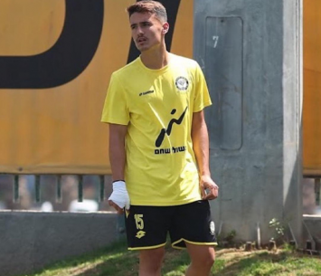 ינסה להשאיר את נשר לליגה. לוי (צילום: באדיבות המצולם)