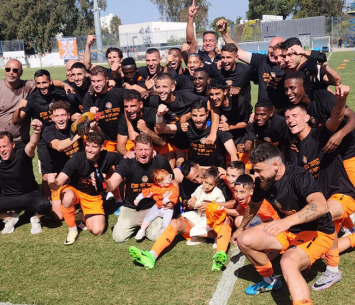 חוזרים לליגת המשנה. שחקני כפר שלם