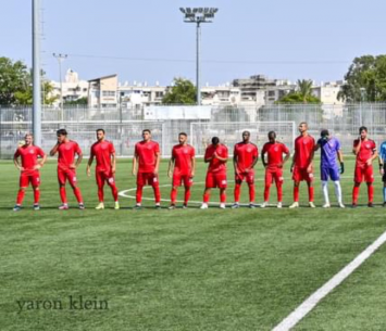 שחקני האדומים (ירון קליין)