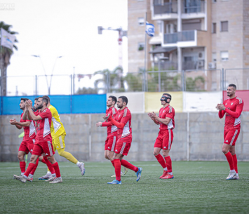 שחקני טירה (נזיה סולטאן)