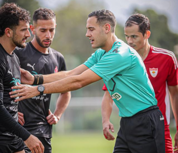 המשחק המדובר (נזיה סולטאן)