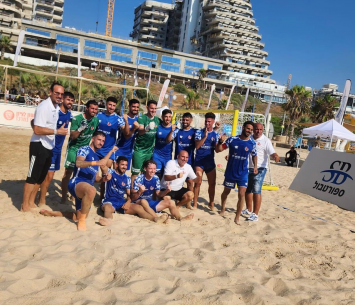 שחקני חדרה בכושר נהדר