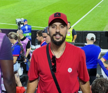 בונה מחדש בערד. עמוס (אינסטגרם)