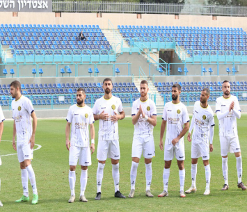 מי יעזוב? שחקני אום אל פאחם (דאפר מחאמיד)