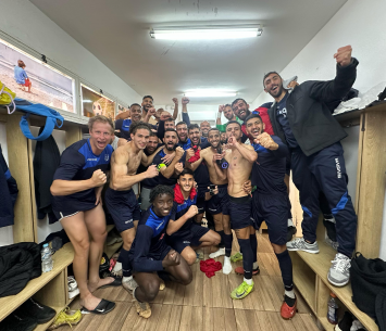 ניצחון ענק. שחקני טירה