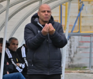 זכה לקריאות. כחילה