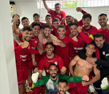 ניצחון ענק. שחקני הרצליה (באדיבות המועדון)