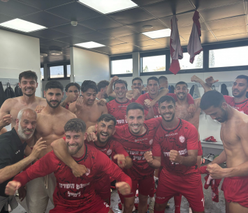 שמחה אדירה. שחקני הרצליה