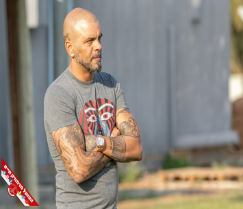 יחזור לכדורגל? גולן (עמוד הפייסבוק של הפועל מרמורק)