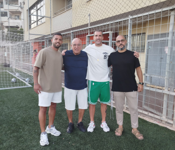 שטיין (משמאל) עם אסולין, גורמזנו וזנפט (באדיבות הקבוצה)