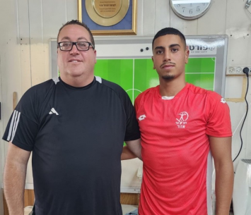 אבוקסיס במדים החדשים