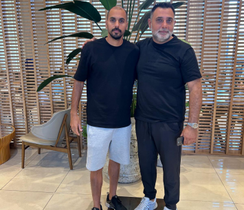 משפתי במעמד החתימה