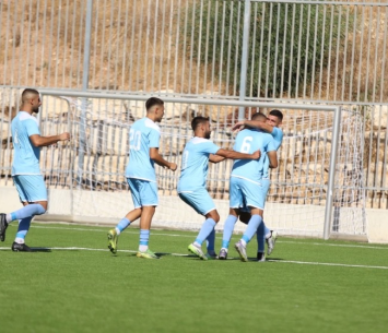 ניצחון חשוב. שחקני נווה שאנן (דאפר מחאמיד)