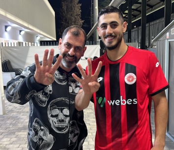 חגג בסיום. עביד