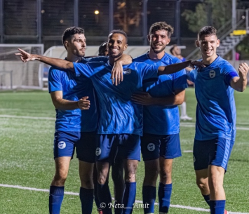 כובשי השערים (נטע עמית)