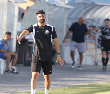 מאמנה הקבוע של חדרה. בר (פייסבוק רשמי)