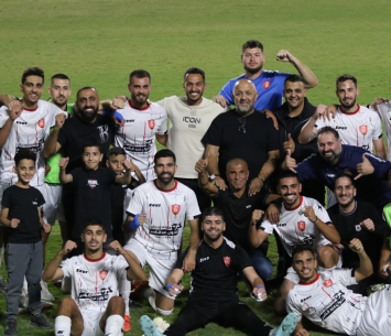 שחקני אום אל פאחם בסיום המשחק (דאפר מחאמיד)