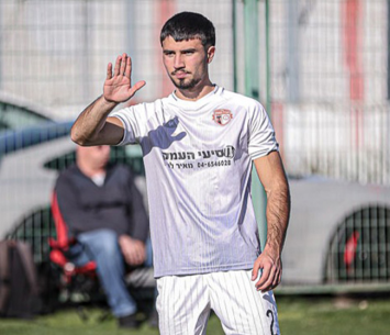 שחקנה החדש של נשר. אוקנין