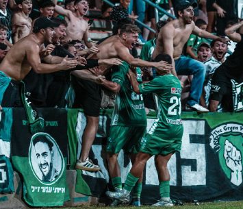 כפר סבא צפויה לקבל תמיכה גדולה ביציעים (עמית מנגלוס)