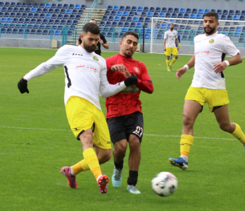 שחקני שתי הקבוצות (דאפר מחאמיד)