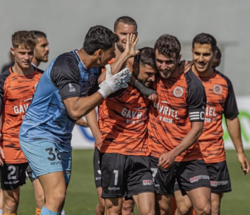 שחקני כפר שלם (פייסבוק כפר שלם)