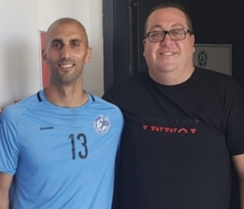 מתחיל דרך חדשה. עיני