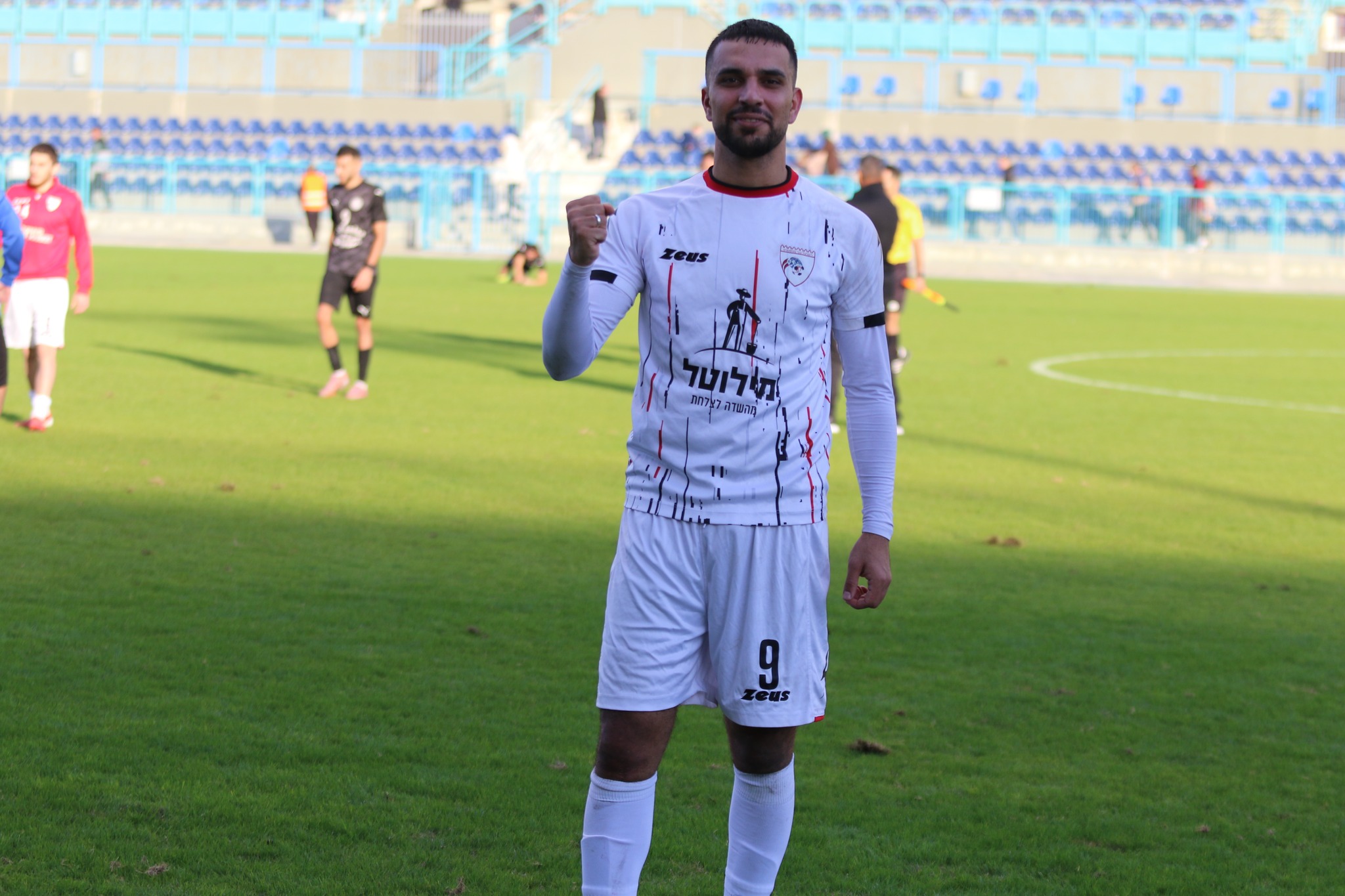 שלושער מדהים שלו. מסארווה (דאפר מחאמיד)